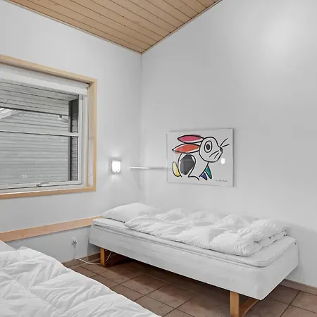 Holiday home 2 Bedroom Lovely In Pandrup